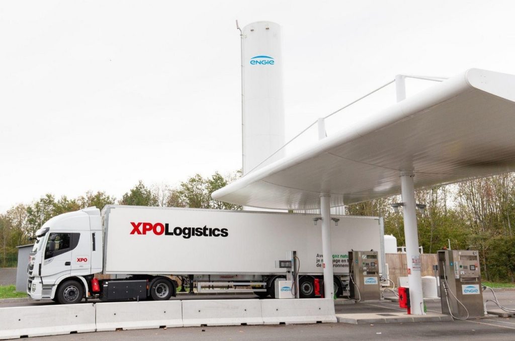 Pour transporter le gaz à l'état liquéfié, XPO Logistics a investi dans des citernes cryogéniques.