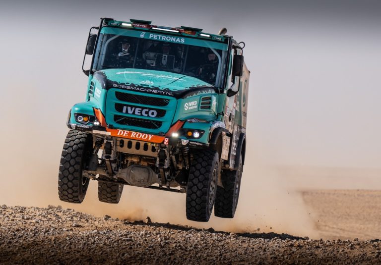 Allison Transmission a équipé le top 10 et sept autres des 20 premiers de la catégorie camions du rallye raid Dakar 2022.