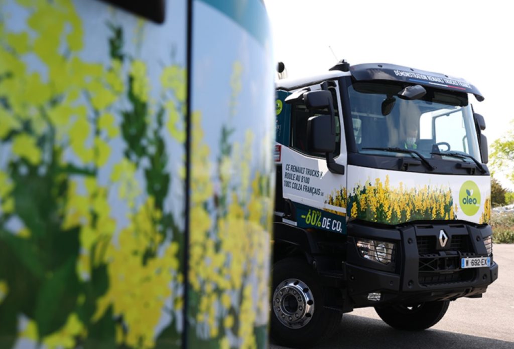 En 2020, Renault Trucks et Saipol, groupe Avril déployaient leur offre commune B100, visant à accélérer le développement d’Oleo100, énergie 100 % colza français se substituant au gazole. © Renault Trucks