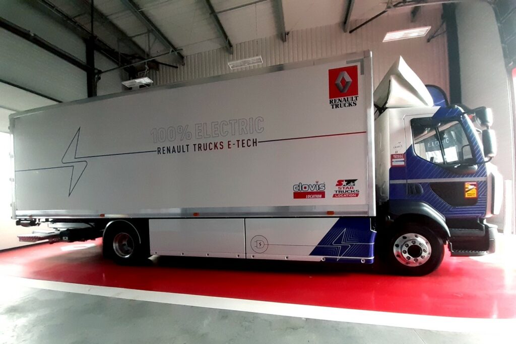Avec sa journée "E-Tech Expérience", Startrucks veut rappeler que le camion électrique est déjà une solution bien réelle et opérationnelle chez Renault Trucks pour accélérer la transition énergétique des entreprises.